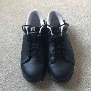 Men’s bowling shoes